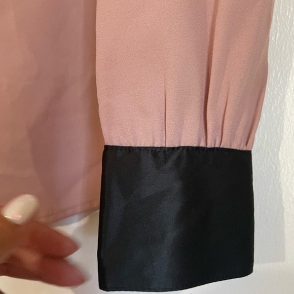 Patrizia Luca Blush and black Button Down top size Medium - Picture 5 of 7